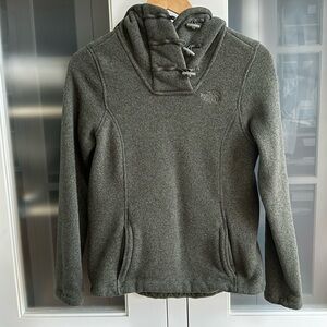 The North Face Crescent Hooded Fleece Pullover size S